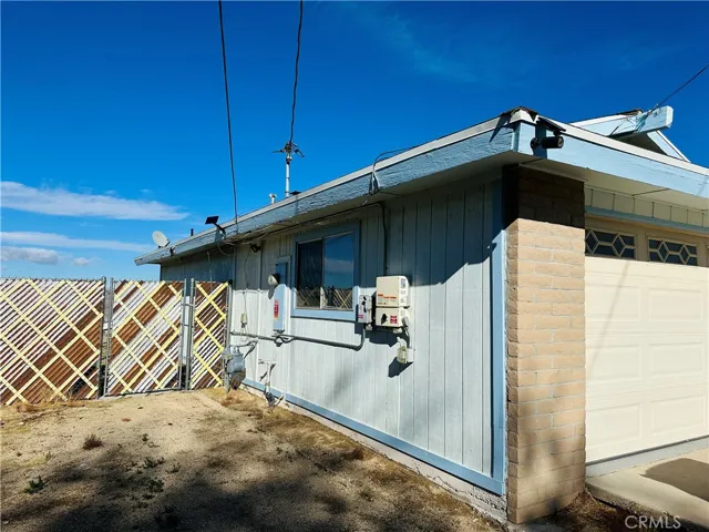 28048 Crestview Road, Barstow, California 92311