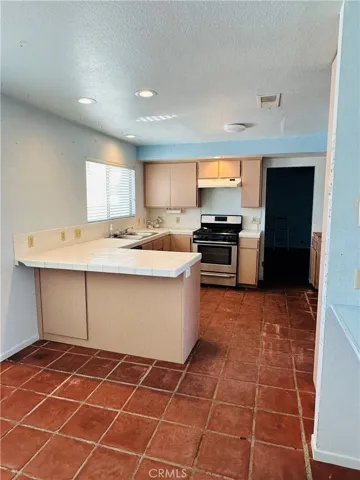 28048 Crestview Road, Barstow, California 92311