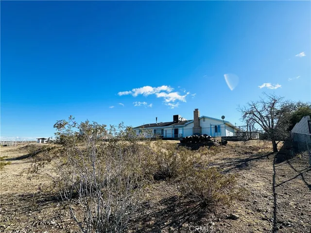 28048 Crestview Road, Barstow, California 92311