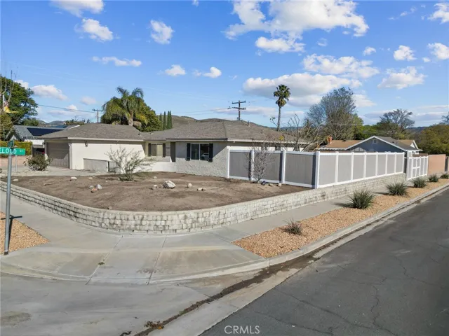 3262 Black Avenue, Simi Valley, California 93063