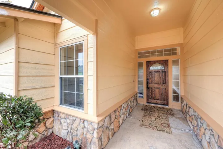 1861 Concannon Drive, Oakley, California 94561-9999