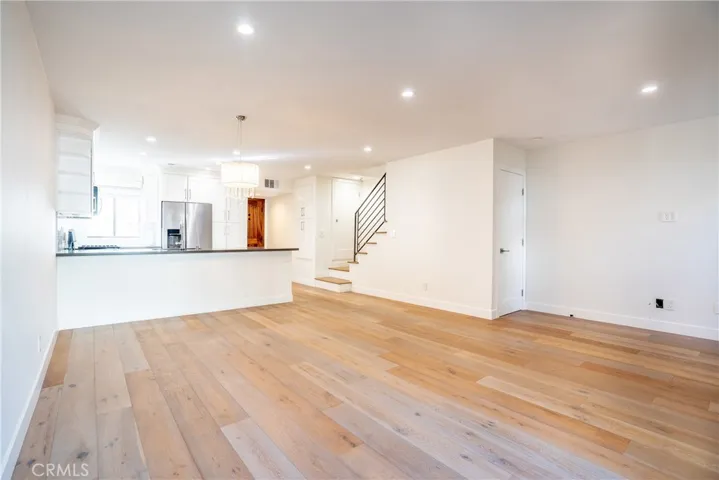10926 Bluffside Drive 9, Studio City, California 91604