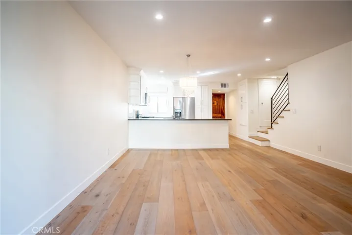 10926 Bluffside Drive 9, Studio City, California 91604