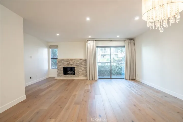 10926 Bluffside Drive 9, Studio City, California 91604