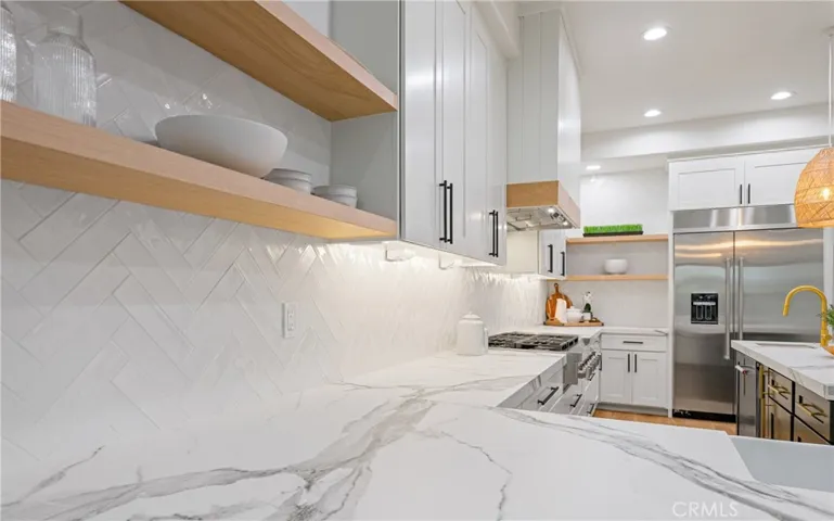6507 Havenwood Circle, Huntington Beach, California 92648