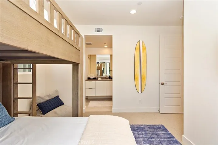1030 S Harbor Boulevard, Oxnard, California 93035