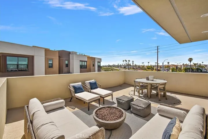 1030 S Harbor Boulevard, Oxnard, California 93035