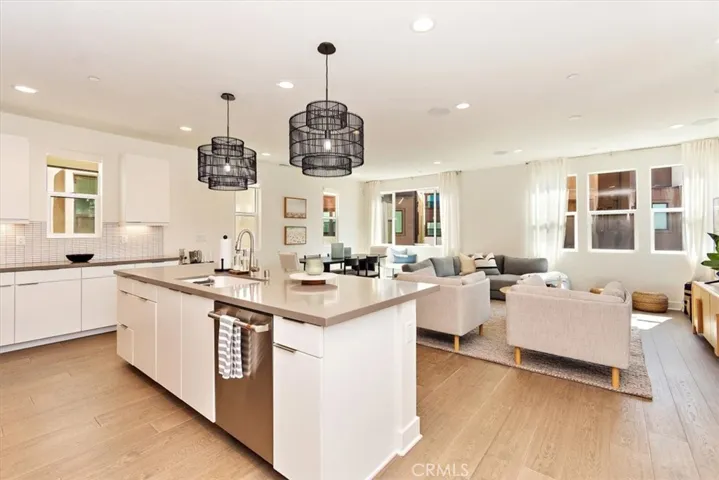 1030 S Harbor Boulevard, Oxnard, California 93035