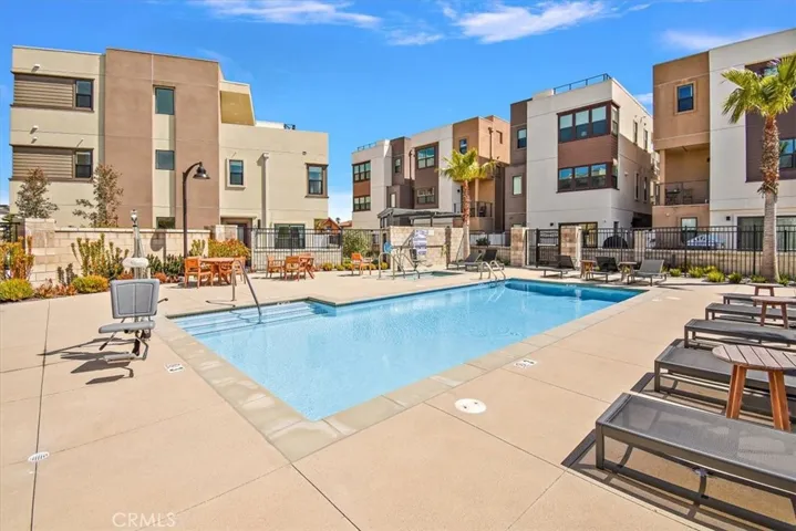 1030 S Harbor Boulevard, Oxnard, California 93035