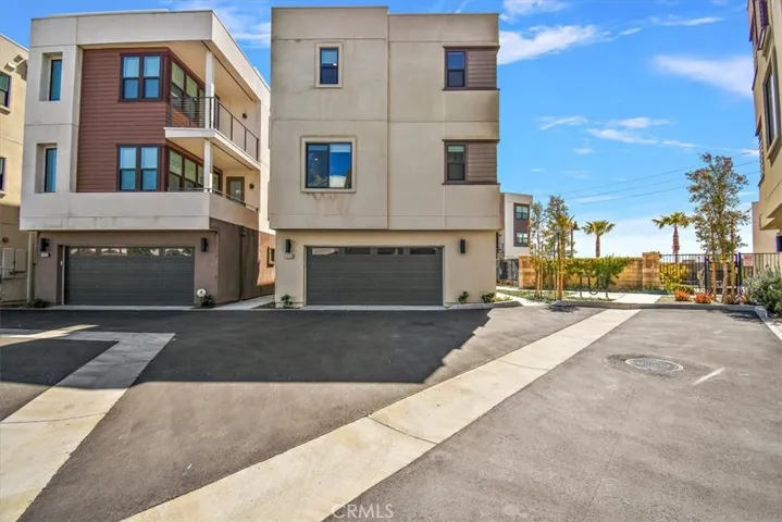 1030 S Harbor Boulevard, Oxnard, California 93035