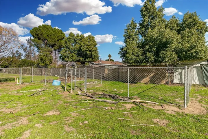 28111 Ellis Avenue, Menifee, California 92585