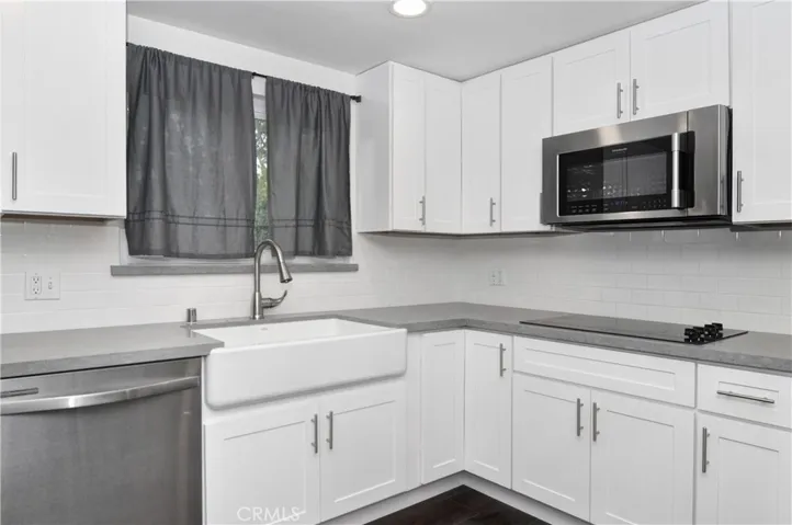 6371 Reubens Drive, Huntington Beach, California 92647