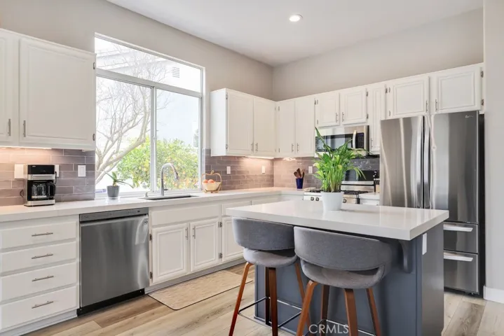32028 Via Bonilla, Temecula, California 92592