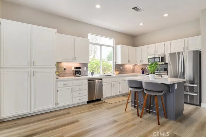 32028 Via Bonilla, Temecula, California 92592