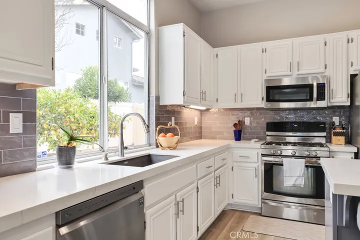 32028 Via Bonilla, Temecula, California 92592