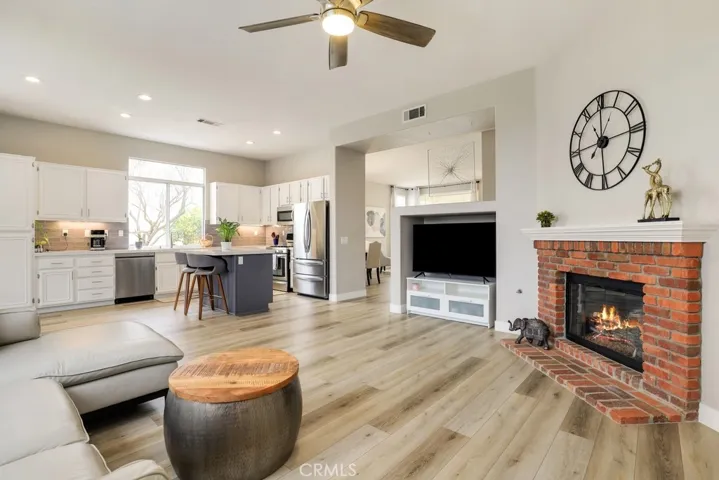 32028 Via Bonilla, Temecula, California 92592
