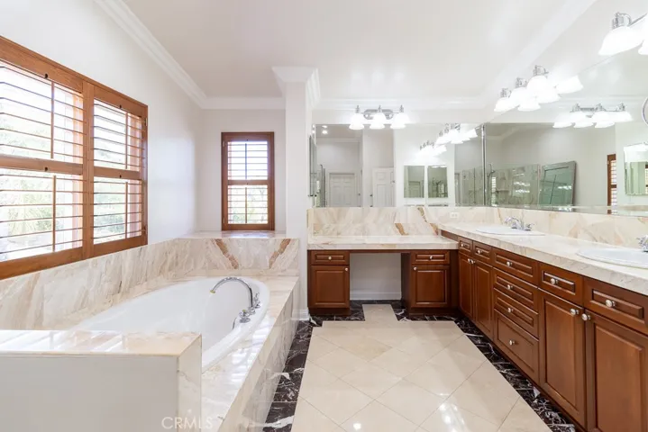 12220 Hondero Court, Granada Hills, California 91344
