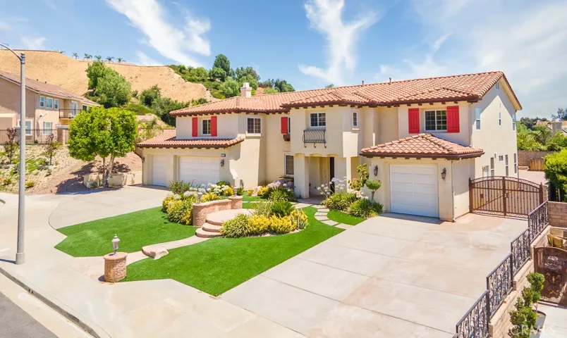 12220 Hondero Court, Granada Hills, California 91344