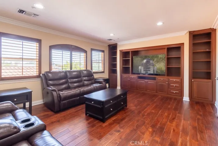 12220 Hondero Court, Granada Hills, California 91344