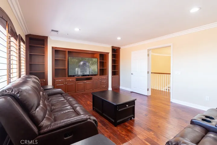 12220 Hondero Court, Granada Hills, California 91344