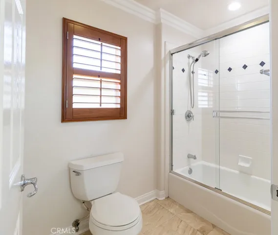 12220 Hondero Court, Granada Hills, California 91344