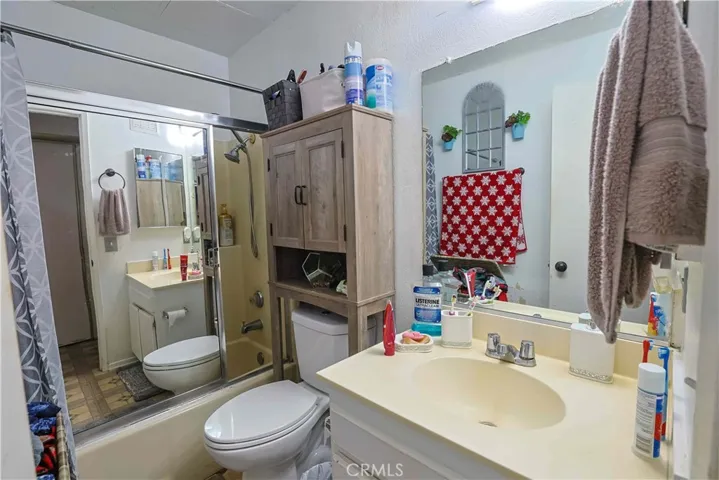 1740 N Stanton Place, Long Beach, California 90804