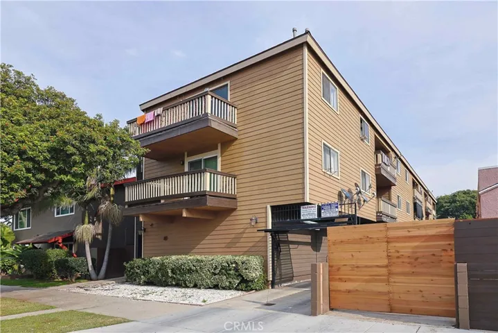 1740 N Stanton Place, Long Beach, California 90804