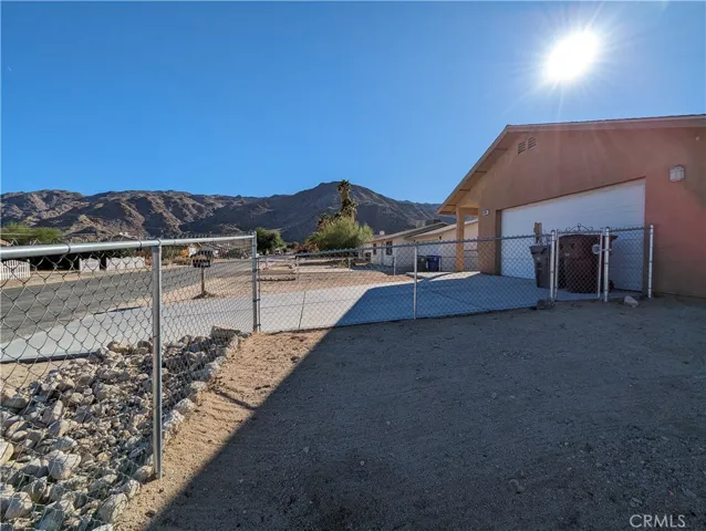 6810 Manzanita, 29 Palms, California 92277