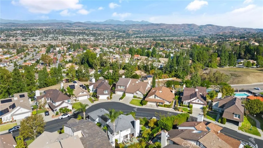 5952 E Calle Principia, Anaheim Hills, California 92807