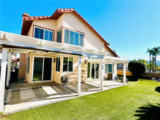 5595 Camino Dorado, Yorba Linda, California 92887