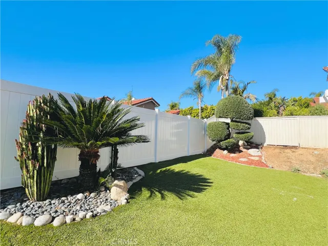 5595 Camino Dorado, Yorba Linda, California 92887