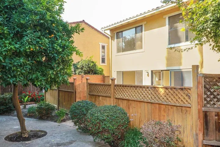 325 Northumberland Avenue, Redwood City, California 94061