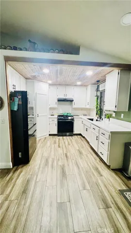 15018 Riverside St, Hesperia, California 92345