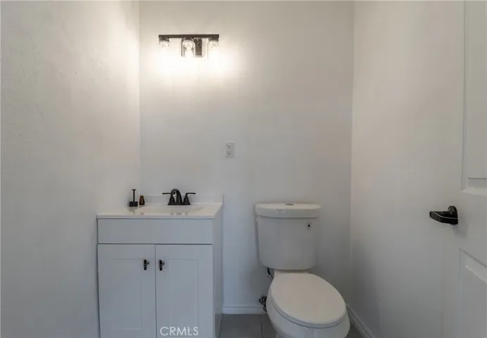 11376 Holmes Avenue, Jurupa Valley, California 91752