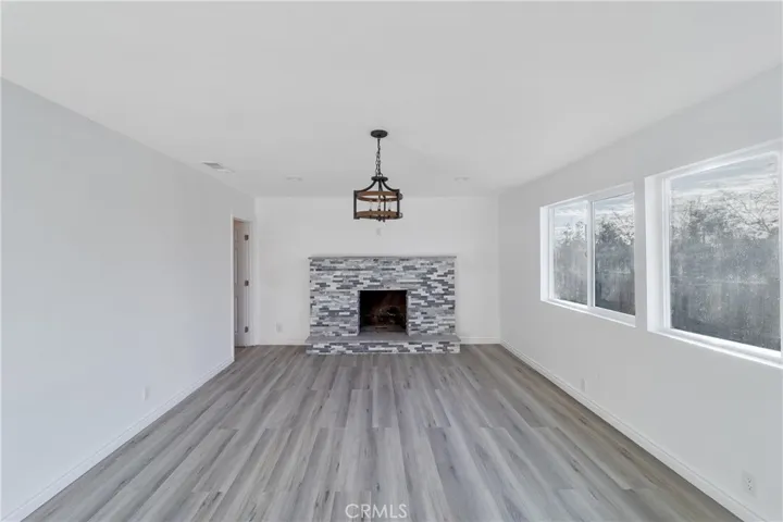11376 Holmes Avenue, Jurupa Valley, California 91752