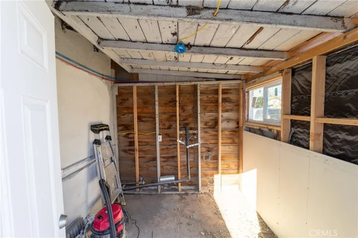 11376 Holmes Avenue, Jurupa Valley, California 91752