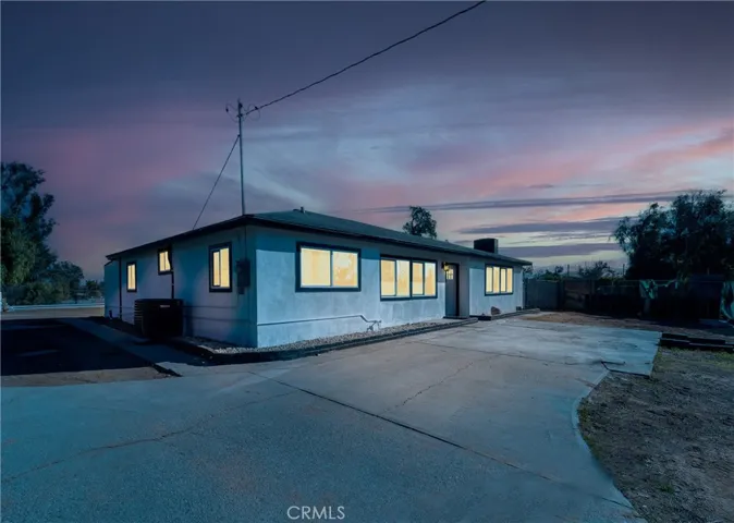 11376 Holmes Avenue, Jurupa Valley, California 91752
