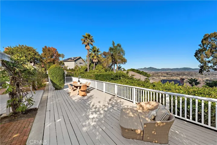 3008 Mountain View Drive, Laguna Beach, California 92651
