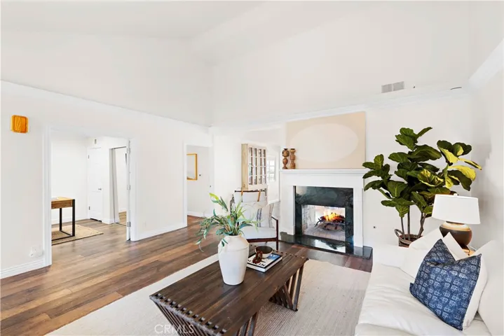 3008 Mountain View Drive, Laguna Beach, California 92651