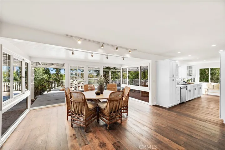 3008 Mountain View Drive, Laguna Beach, California 92651