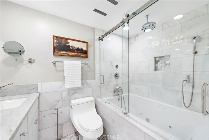 3008 Mountain View Drive, Laguna Beach, California 92651