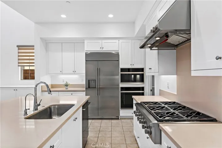 135 Jayhawk, Irvine, California 92602