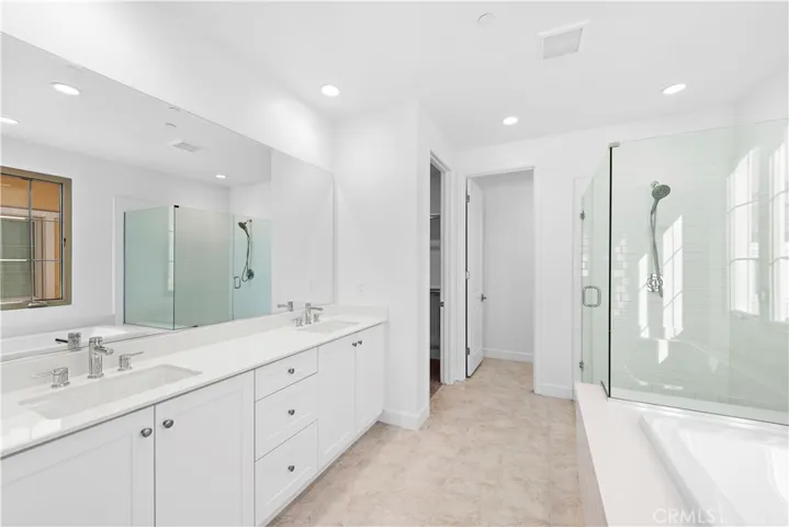 135 Jayhawk, Irvine, California 92602