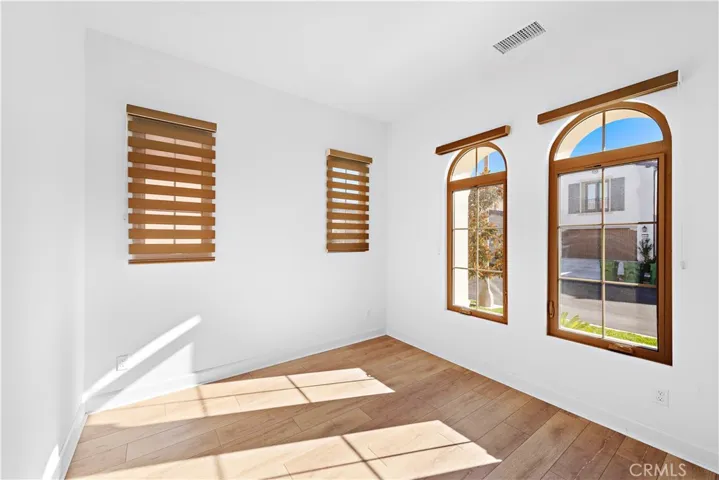135 Jayhawk, Irvine, California 92602