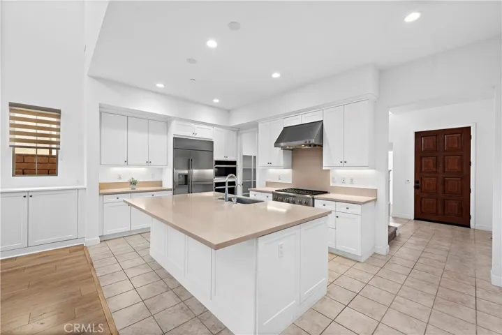 135 Jayhawk, Irvine, California 92602