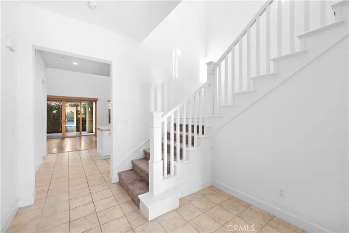 135 Jayhawk, Irvine, California 92602