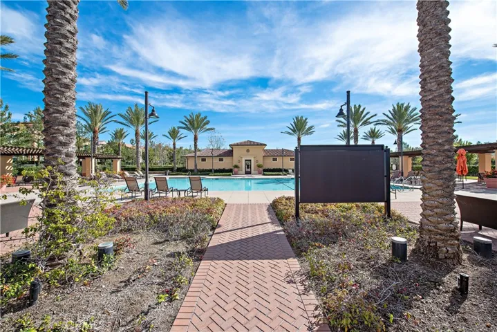 135 Jayhawk, Irvine, California 92602