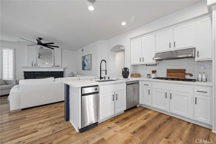 7505 E Toyon Lane, Anaheim Hills, California 92808