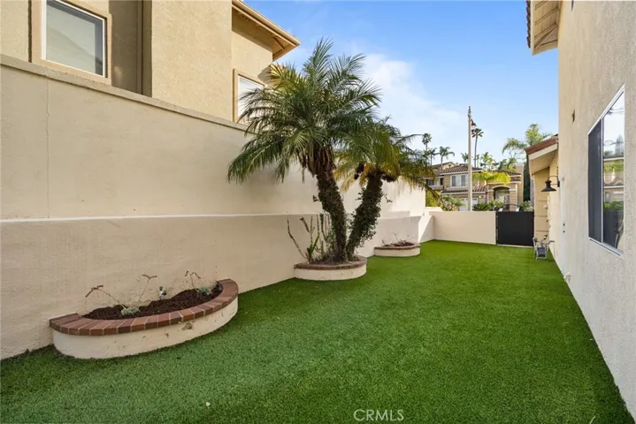 7505 E Toyon Lane, Anaheim Hills, California 92808