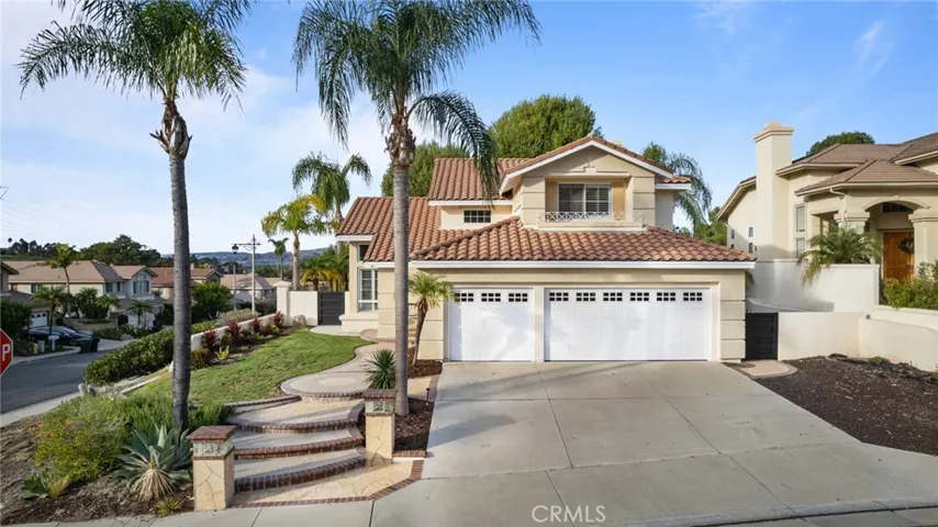 7505 E Toyon Lane, Anaheim Hills, California 92808
